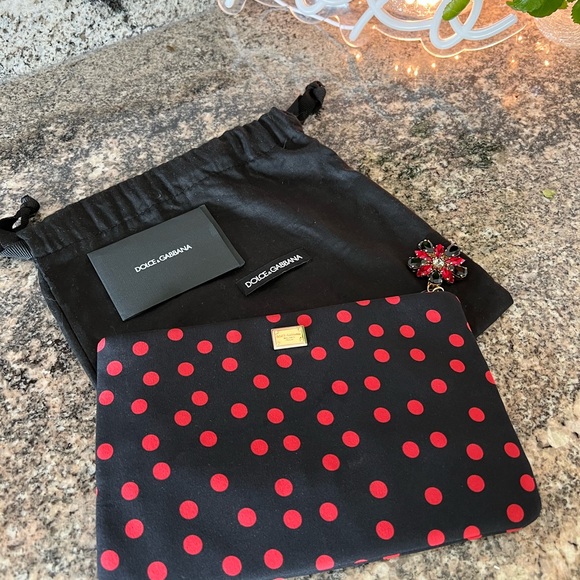 Dolce & Gabbana Clutch - Picture 1 of 9